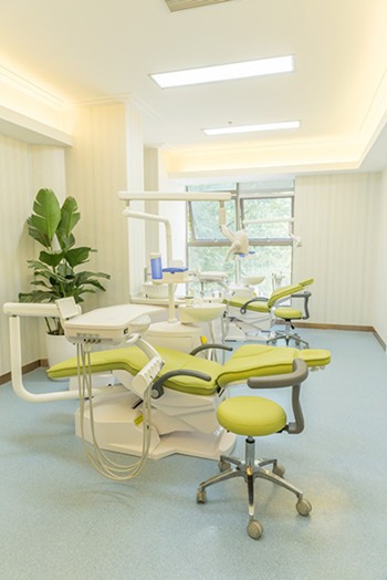 上海松丰齿科诊疗室