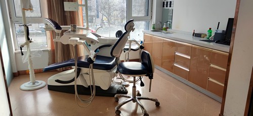 晋中瑞尔口腔诊疗室