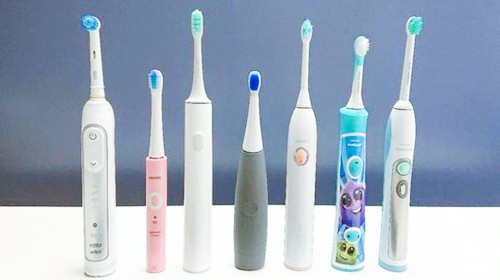 牙医不建议用电动牙刷的原因，会让牙齿松动？