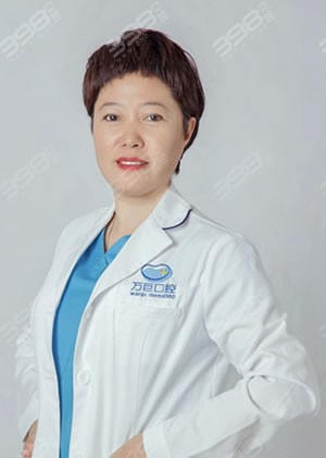 曹国新医生
