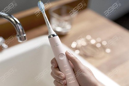 医生不建议用电动牙刷