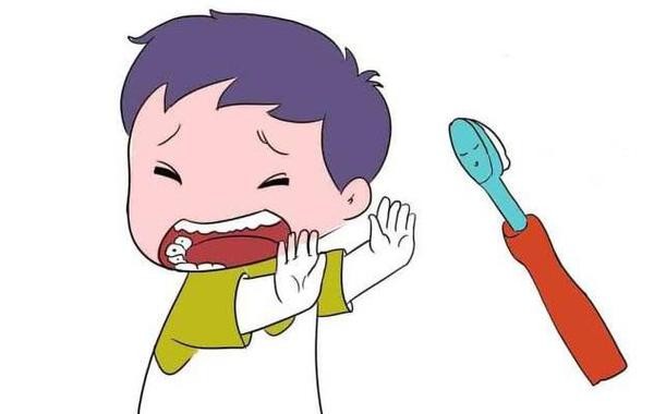 长期不刷牙的危害你要知道，想要牙齿健康从这一步开始