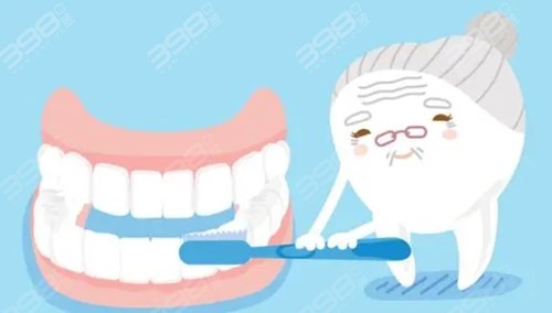 假牙应该多久清洗一次