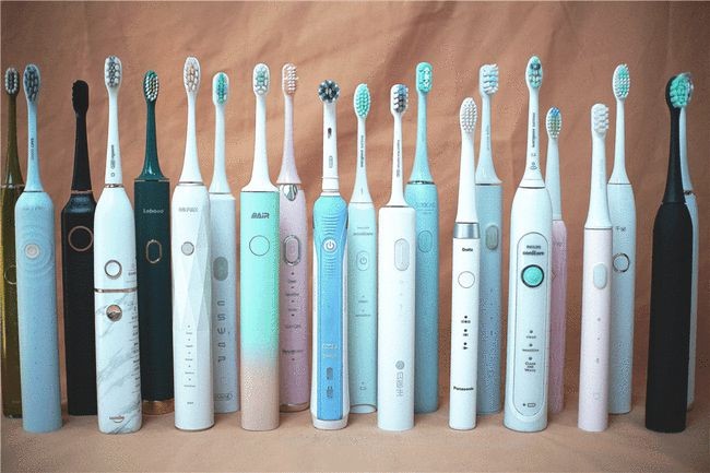 电动牙刷是不是比手动的刷的干净？答案：不一定