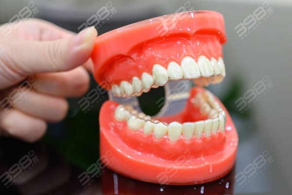 南昌口腔医院收费价格表2024已刷新 补牙/根管治疗/种植牙收费标准都有