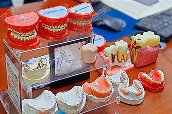 长沙市口腔医院牙齿矫正收费