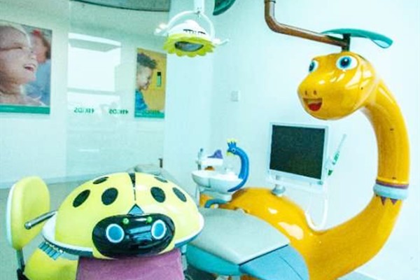 杭州儿童牙齿矫正哪个医院好?排名不重要,关键看正畸医生技术