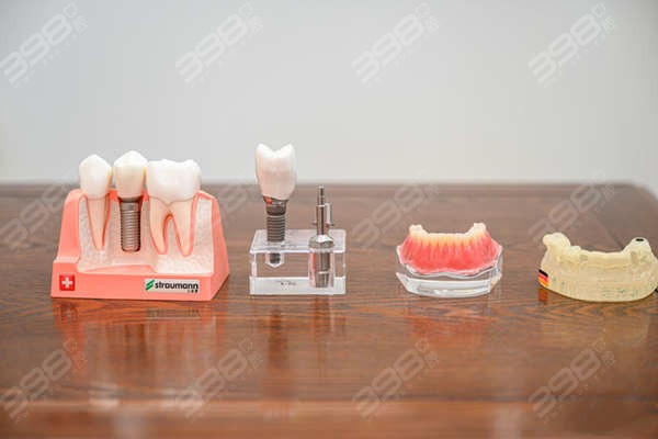 更新佛山登特口腔种植牙价格表 原来是佛山便宜又好的种植牙医院 