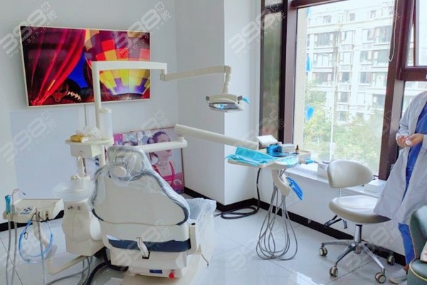 日照便宜又好的种植牙医院收费多少钱
