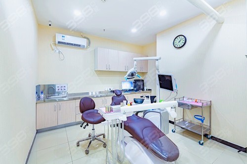 西尔口腔治疗室