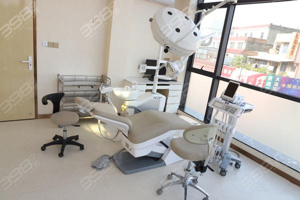 汕头口腔医疗中心价格表更新 根管治疗350+种植牙集采2980+