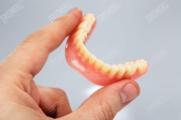 绍兴口腔医院收费价格表查询 预算2980可做进口种植牙98可补牙
