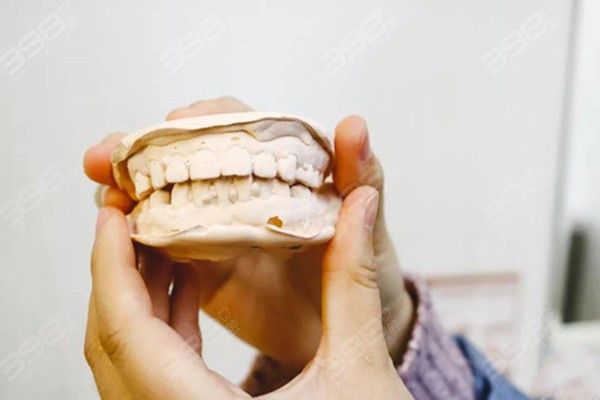 扬州龅牙矫正技术好又美观的口腔医院排名