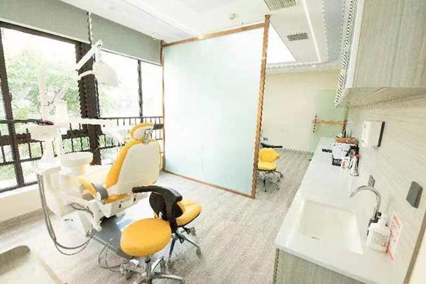 重庆美琦口腔诊疗室