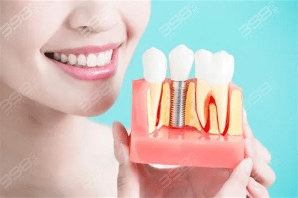 长春半固定种植牙医院排名：超龙牙博士、市口、传阳口腔值得信赖