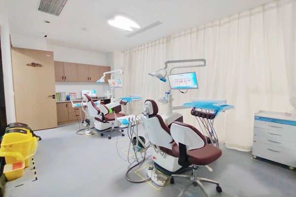 宜宾艾尚唐牙科诊疗室