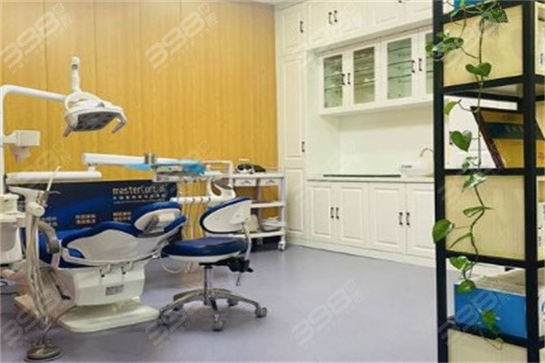 晋城牙医生口腔治疗室