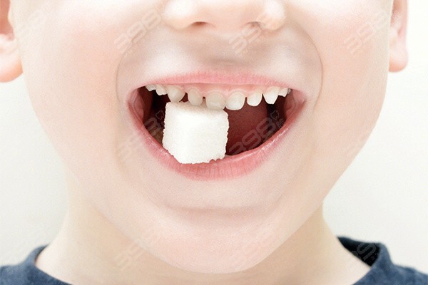 儿童牙齿矫正多少钱