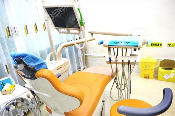 东莞正规医院牙科价目表 含东莞种植牙/矫正收费标准及医院排名