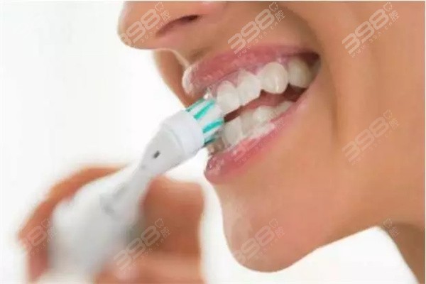 刷牙方法不正确